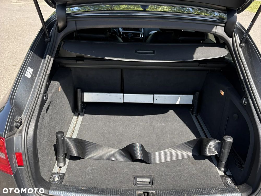 Audi A4 Avant 2.0 TDI - 13