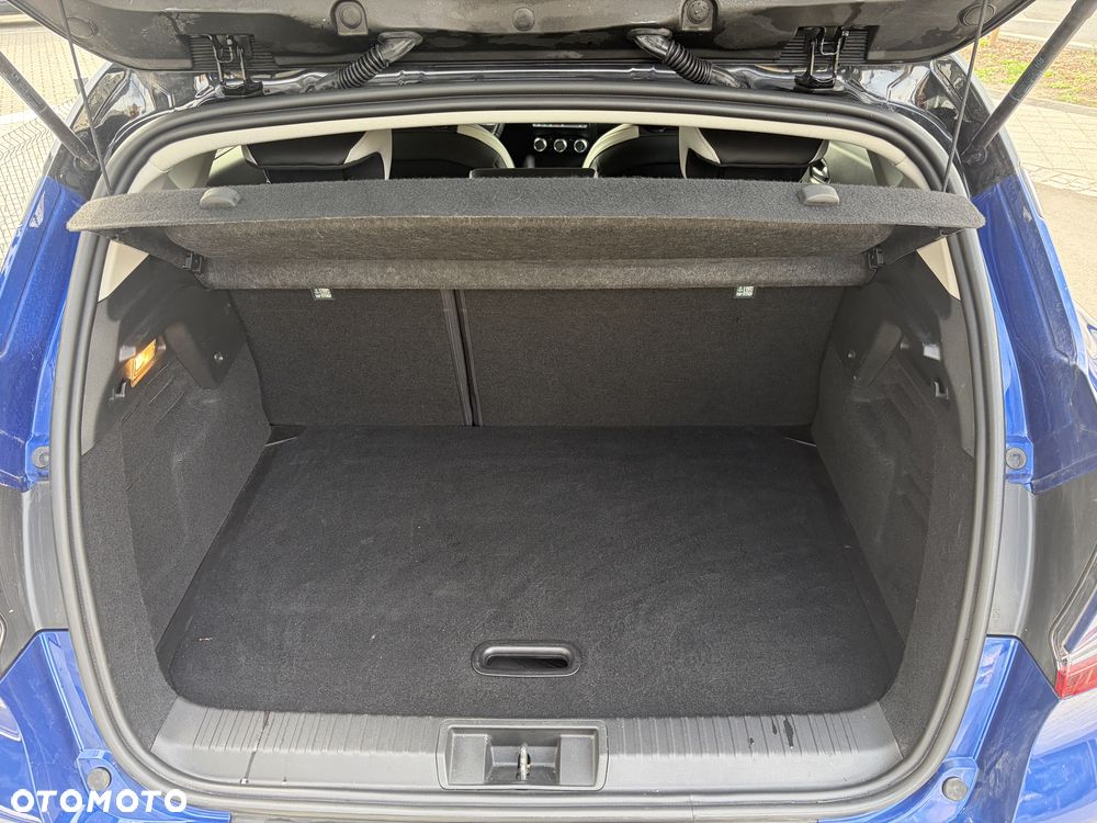 Renault Captur 1.6 E-TECH Full Hybrid 145 Techno - 24