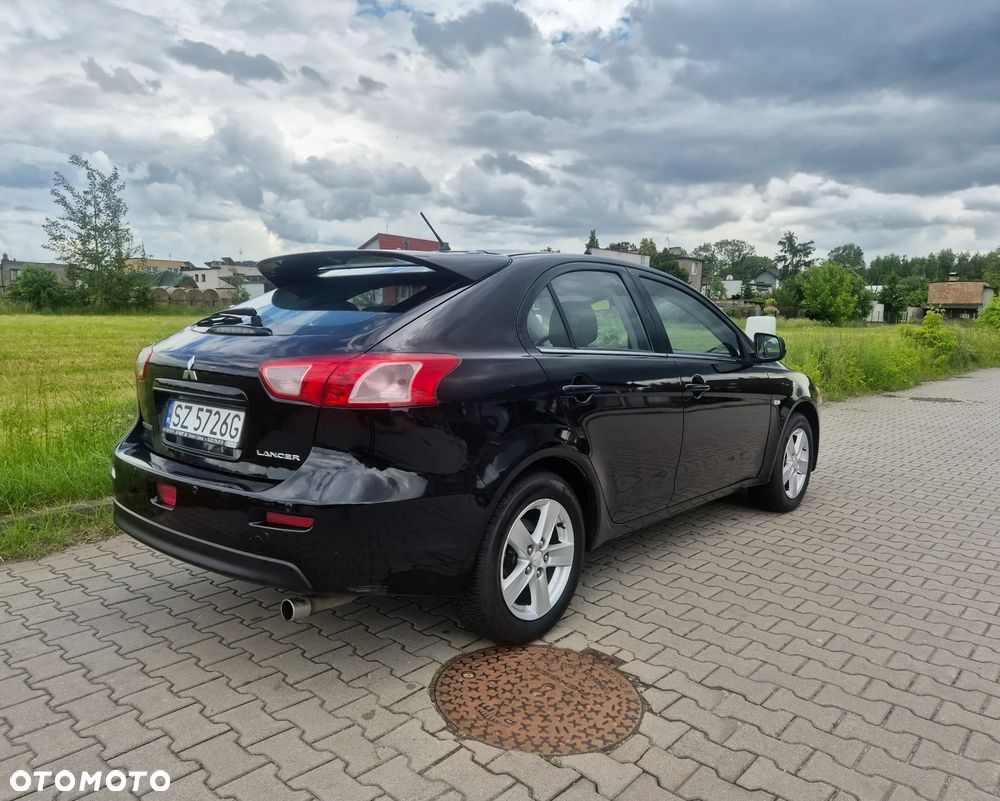 Mitsubishi Lancer 1.8 Intense - 3