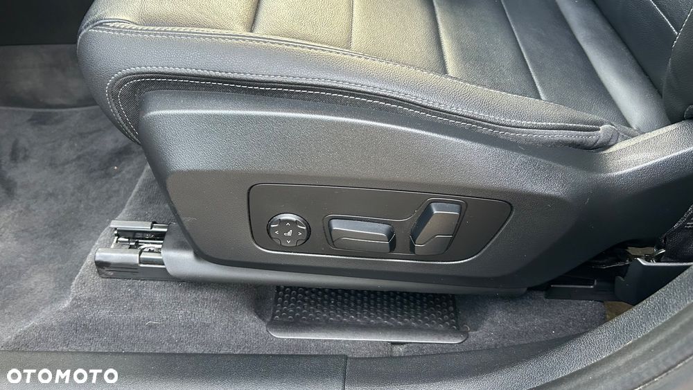 BMW Seria 2 218d Luxury Line - 35