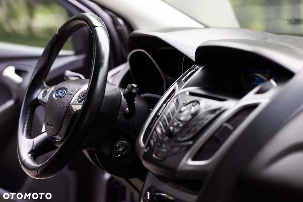 Ford Focus 1.0 EcoBoost Gold X (Edition) - 9