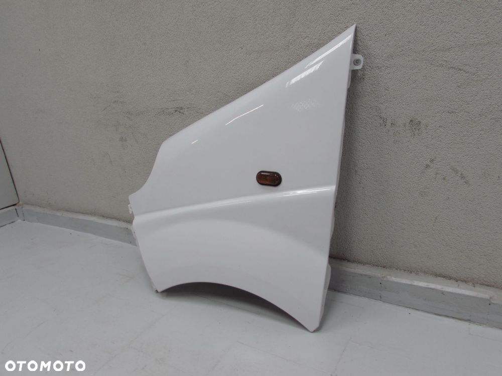 RENAULT TRAFIC VIVARO 01-14 BLOTNIK PRZOD LEWY BIALY JL9 - 2