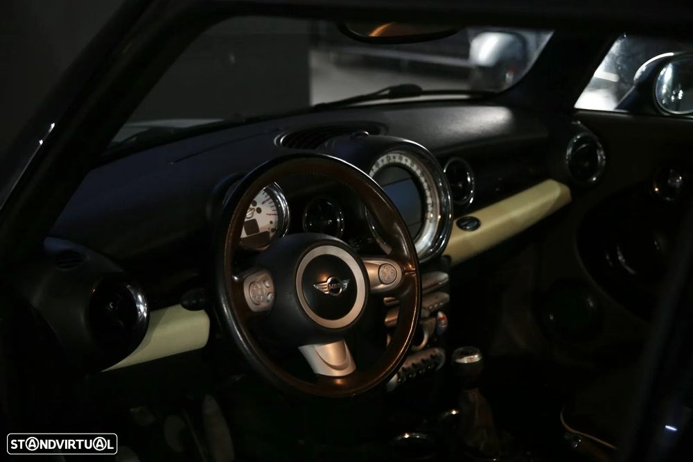 MINI Clubman Cooper D - 9