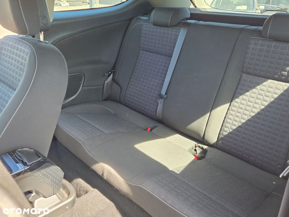 Opel Astra 1.4 Turbo - 11