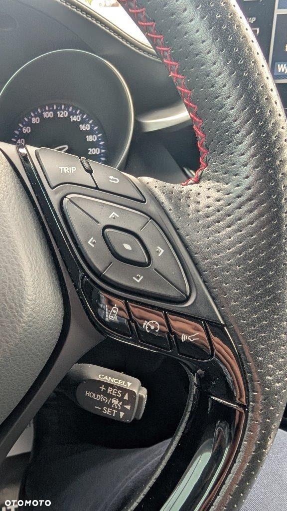 Toyota C-HR - 34