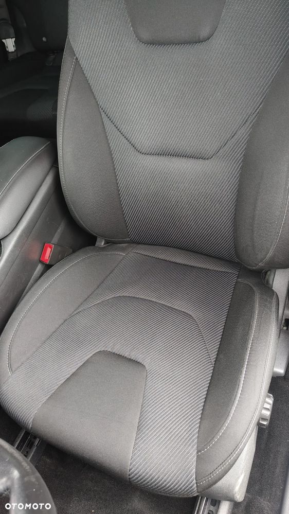 Ford Mondeo - 9