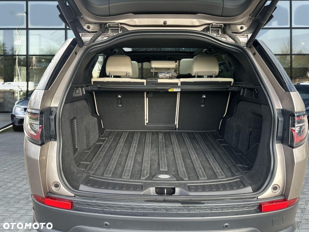 Land Rover Discovery Sport - 22