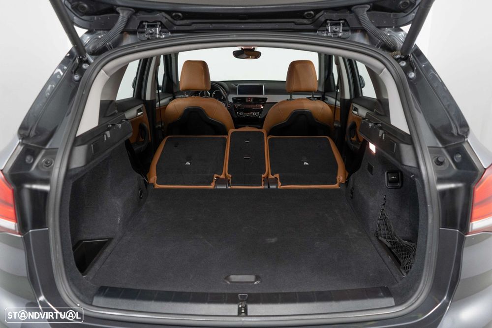 BMW X1 25 e xDrive Corporate Edition - 16