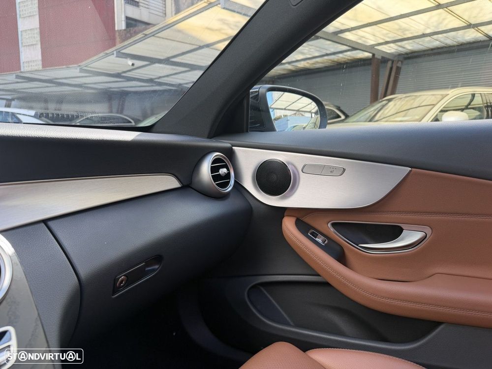 Mercedes-Benz C 180 9G-TRONIC AMG Line - 53