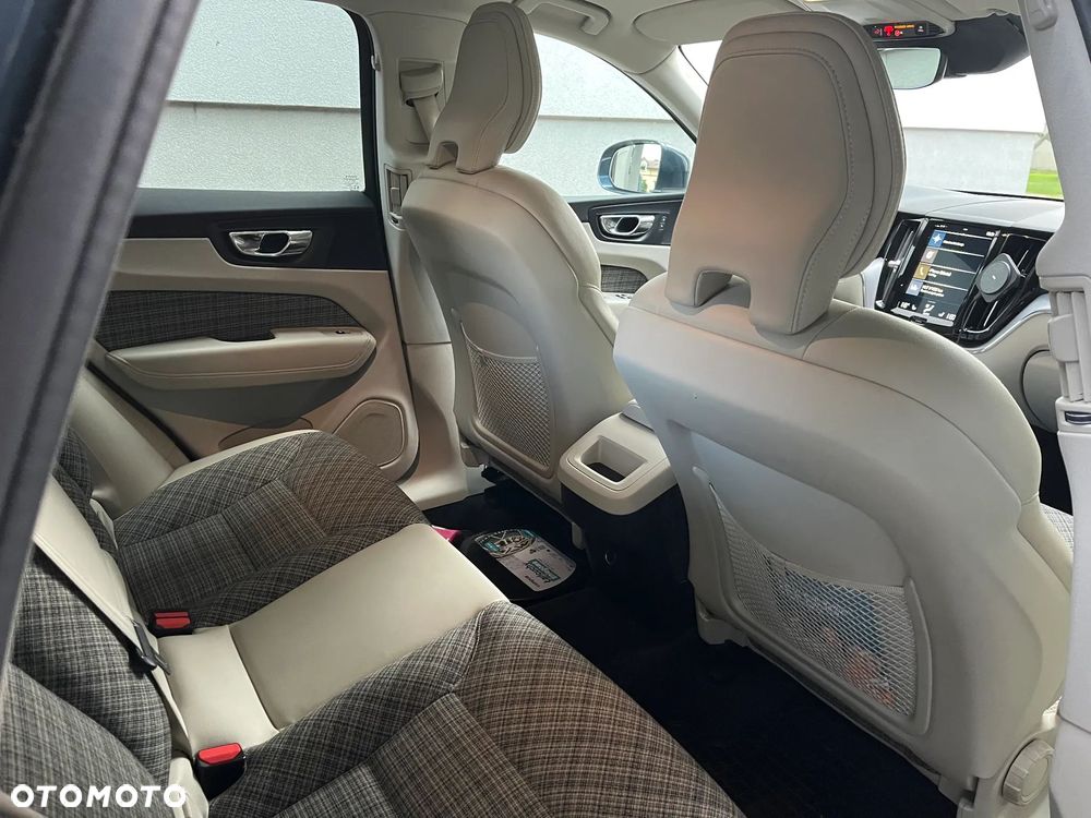 Volvo XC 60 D4 Inscription - 7