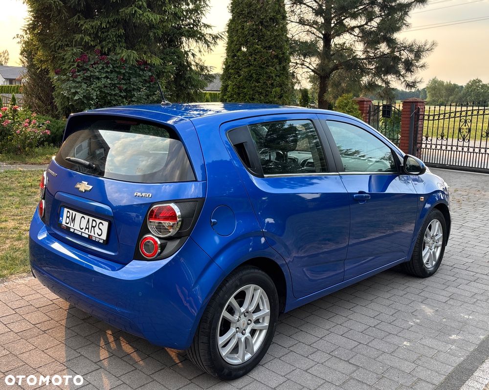 Chevrolet Aveo 1.6 LTZ S/S - 20