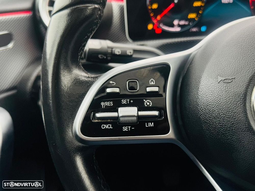 Mercedes-Benz A 180 d Style Plus - 29