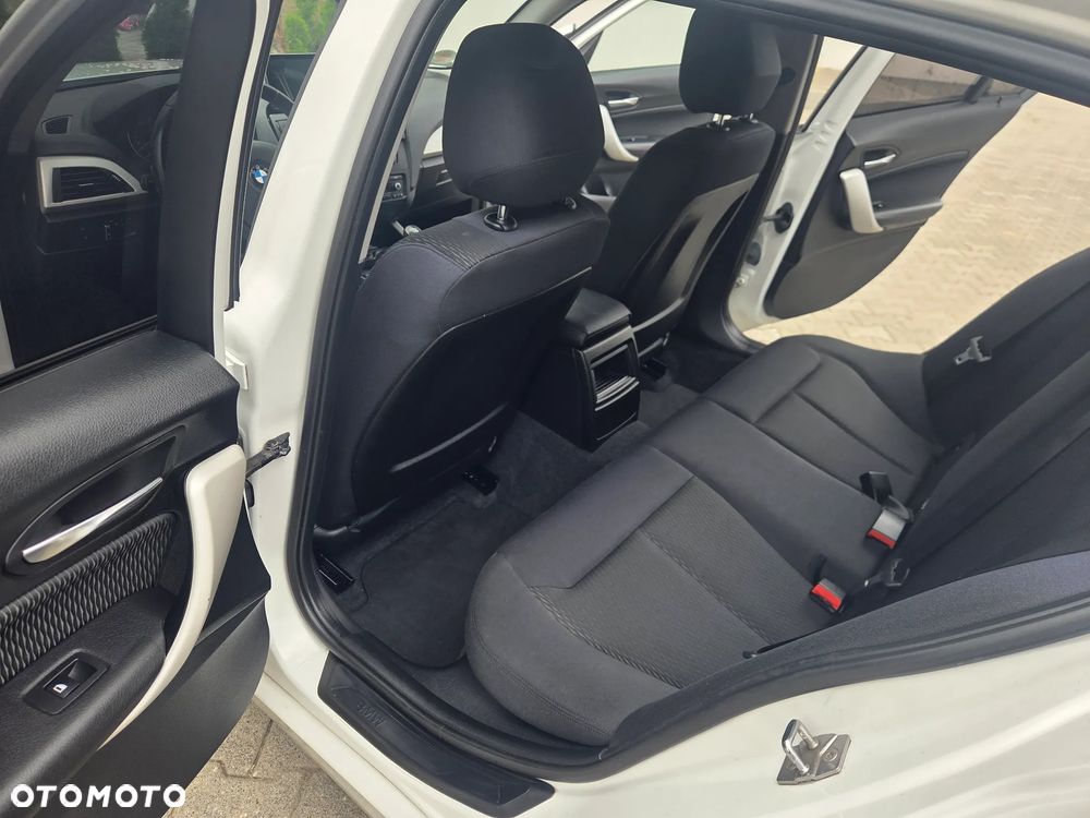 BMW Seria 1 116d DPF Edition Sport - 30