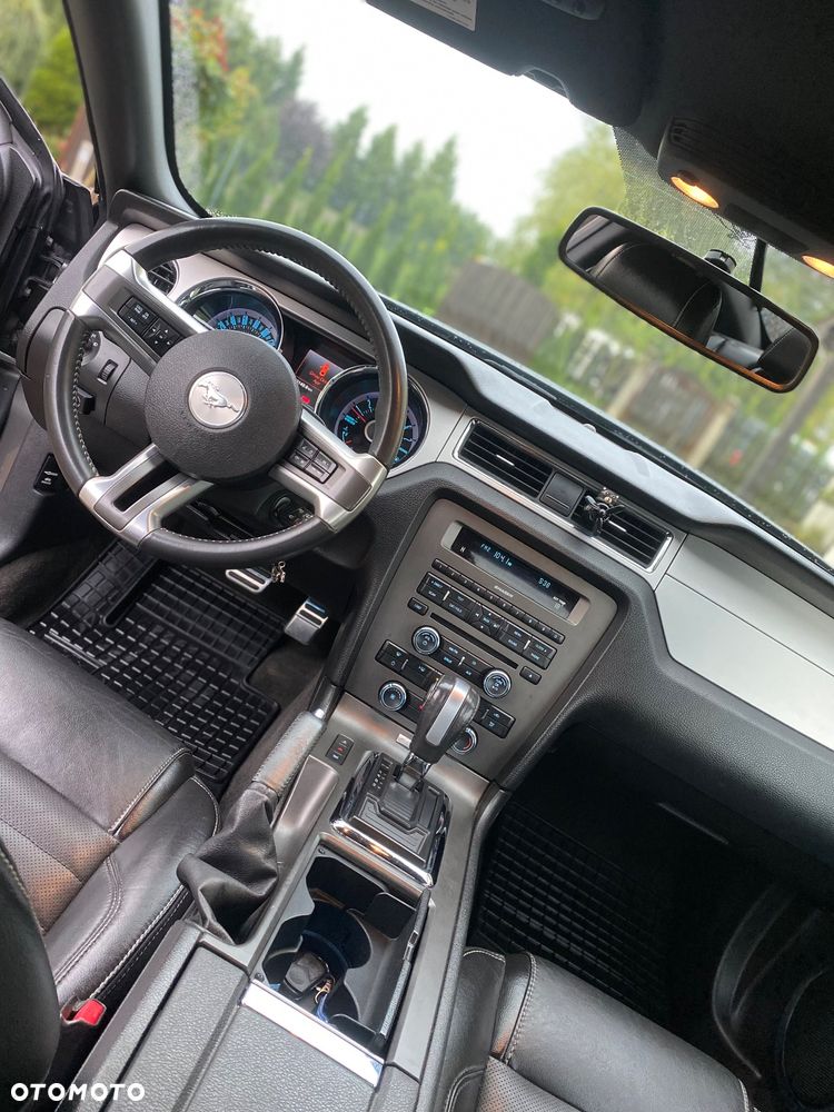 Ford Mustang 3.7 V6 Premium - 4