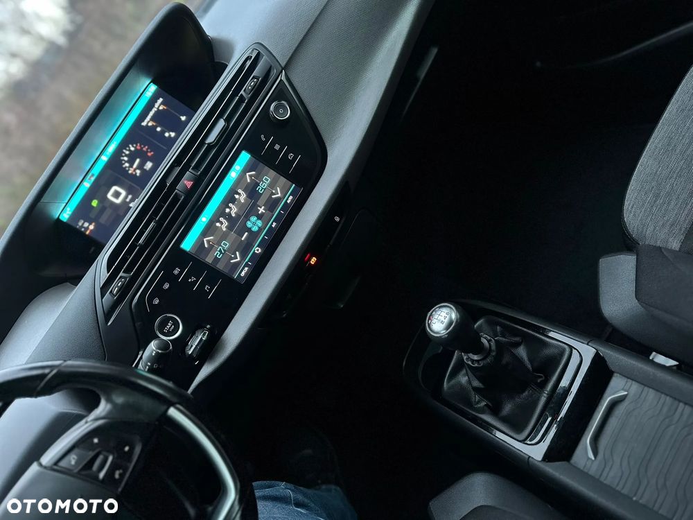 Citroën C4 Picasso PureTech 130 Stop&Start Selection - 23