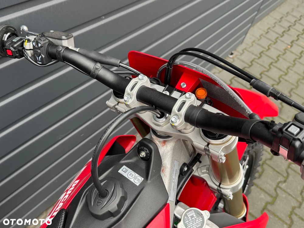 Ducati Desmo - 6
