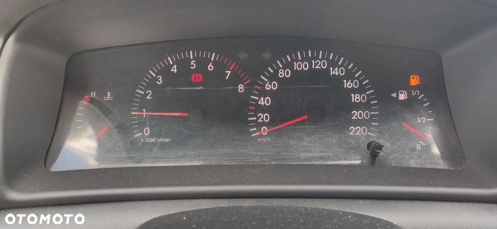Toyota Corolla - 12