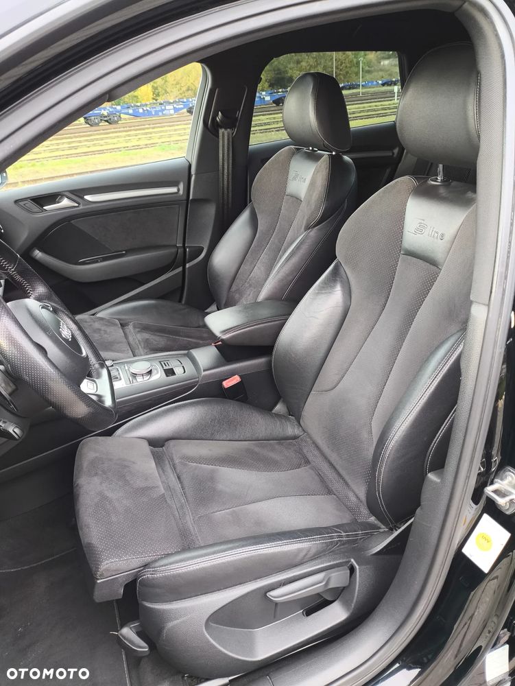 Audi A3 Sportback 2.0 TDI S tronic S line Sportpaket - 12