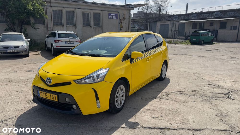 Toyota Prius+ (Hybrid) - 2