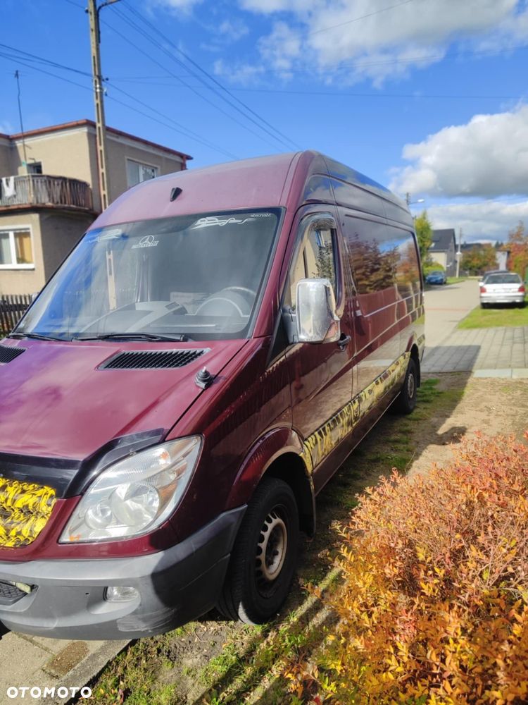 Mercedes-Benz Sprinter - 4