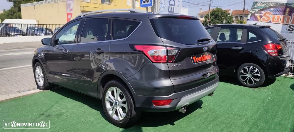 Ford Kuga 1.5 TDCi EcoBlue Titanium - 5