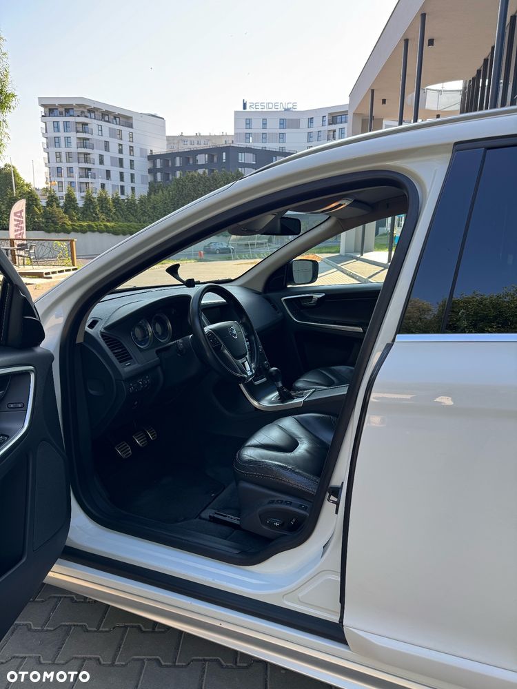 Volvo XC 60 D3 R-Design Kinetic - 5
