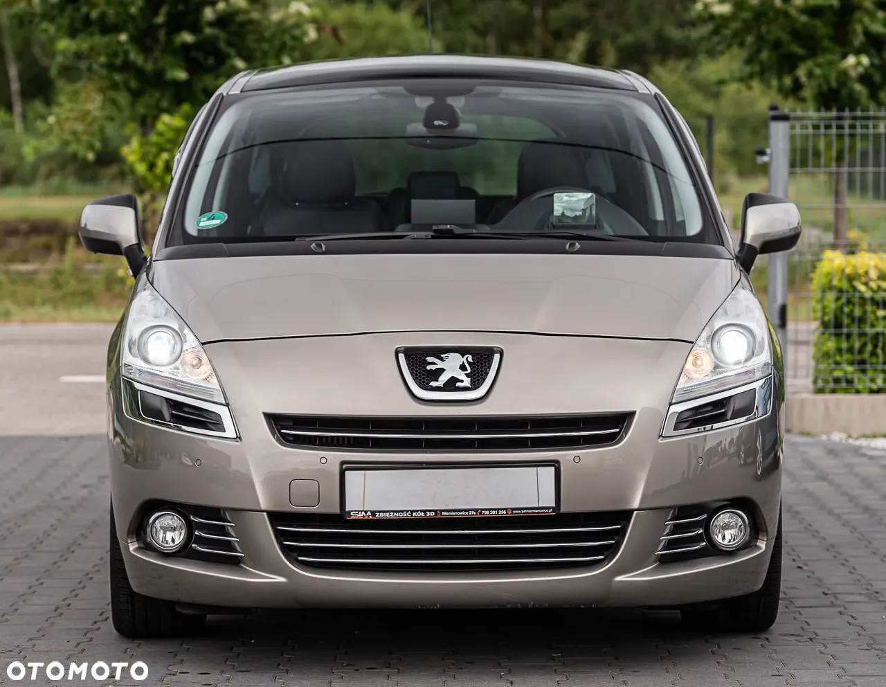 Peugeot 5008 - 4