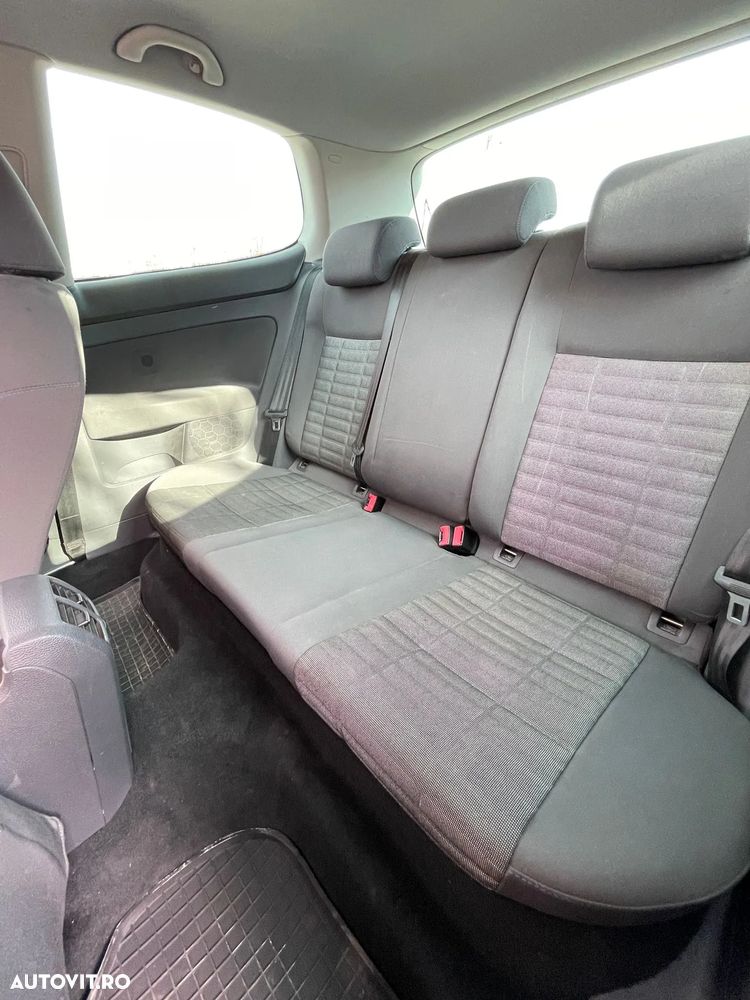 Volkswagen Golf 1.9 TDI DPF Tour - 13