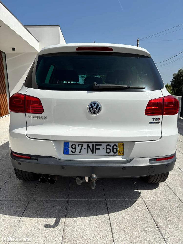VW Tiguan 2.0 TDi Sport BlueMotion - 4