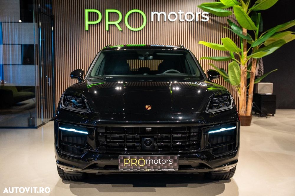 Porsche Cayenne GTS - 7