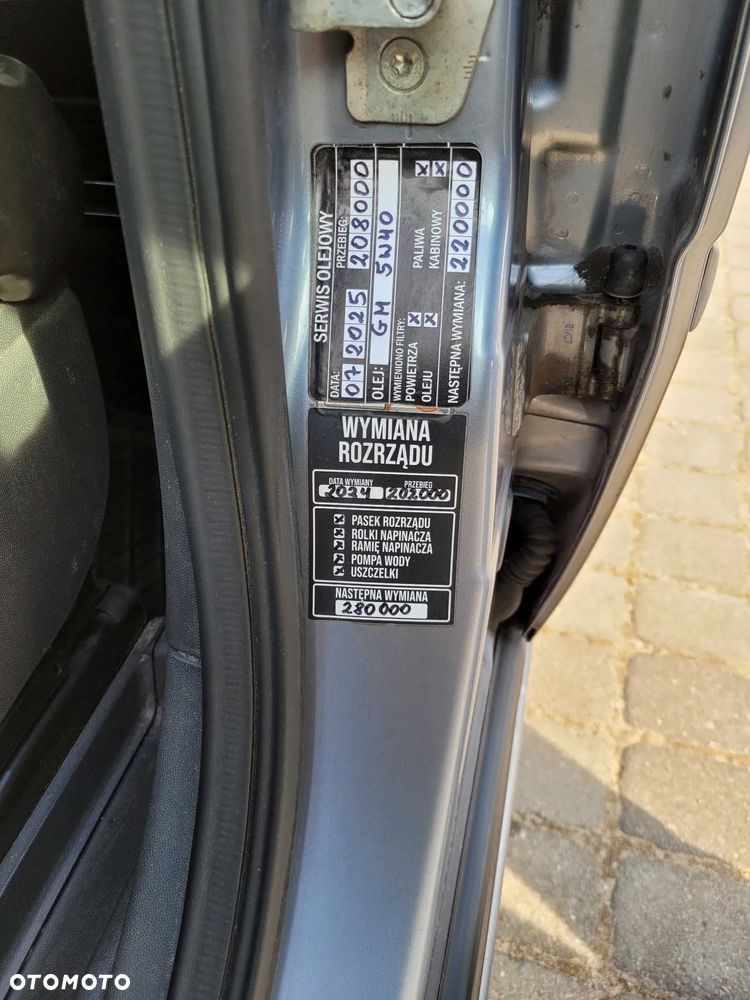 Opel Meriva 1.4 - 10