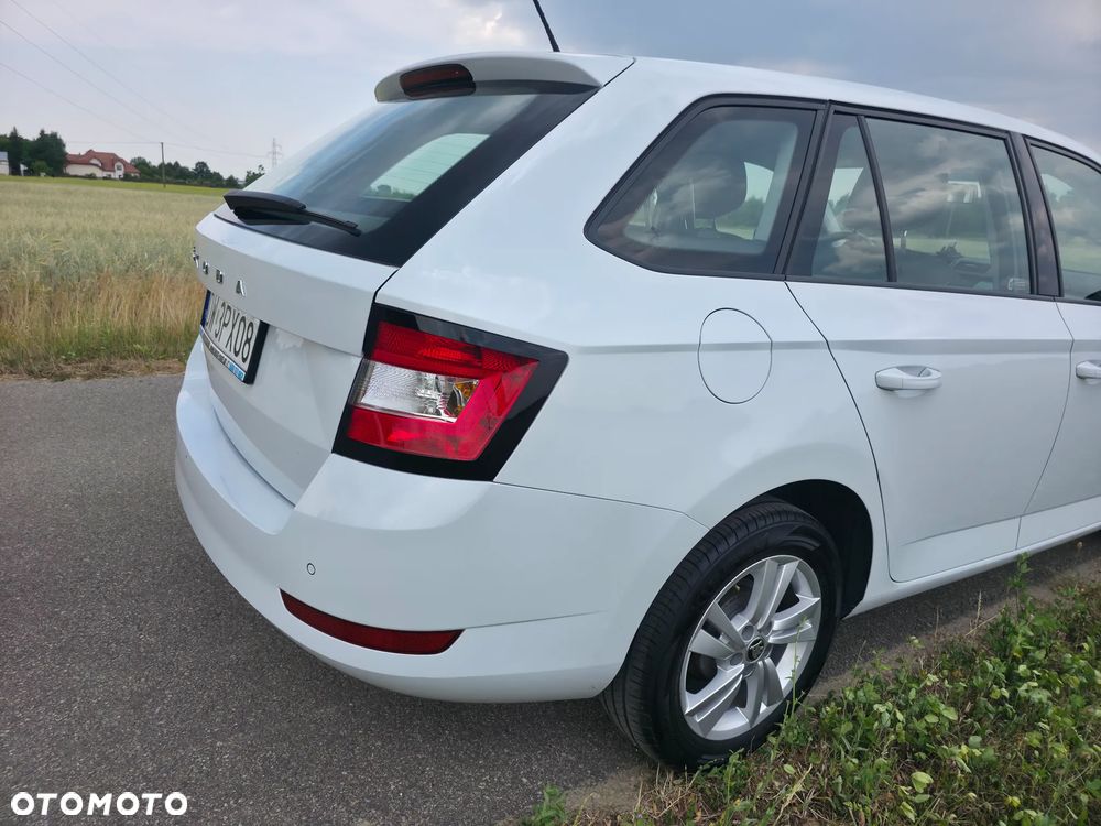 Skoda Fabia 1.0 TSI Ambition Plus - 8