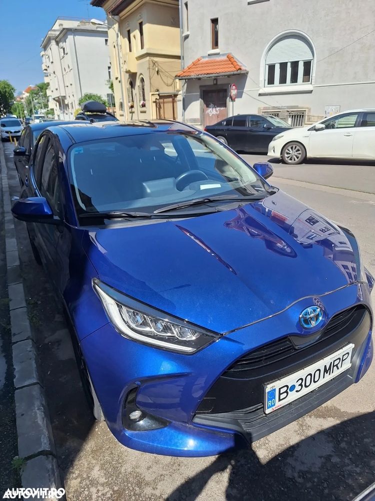 Toyota Yaris 1.5 VVT-i HSD Dynamic Plus - 2