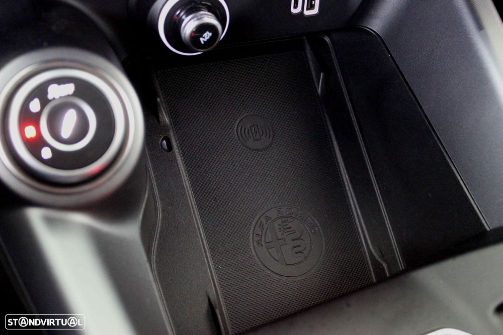 Alfa Romeo Tonale 1.3 Plug-In Hybrid Veloce e-AWD - 18