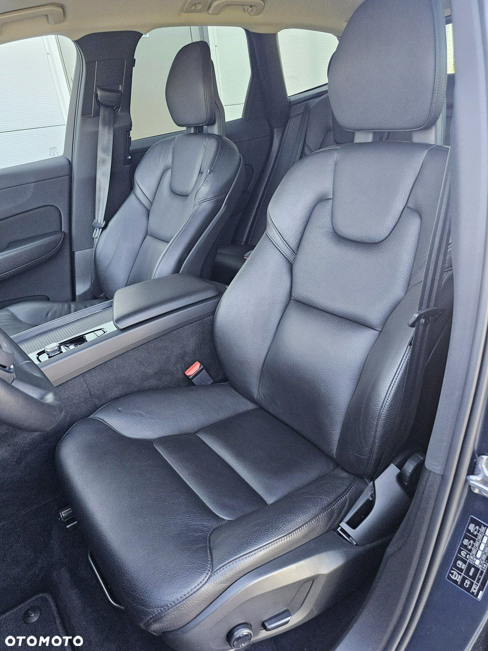 Volvo XC 60 - 22