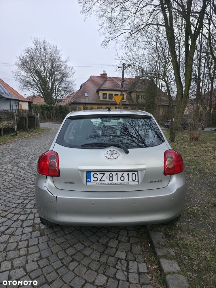 Toyota Auris 1.4 D-4D Premium - 15