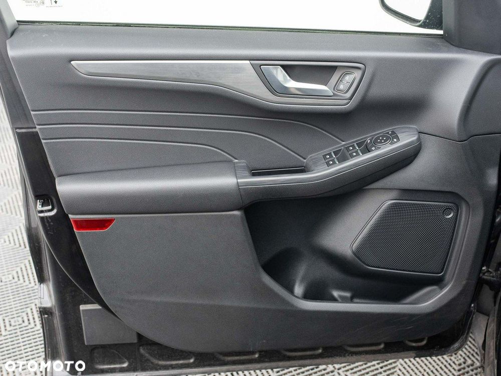 Ford Kuga 2.5 FHEV AWD Titanium X - 13