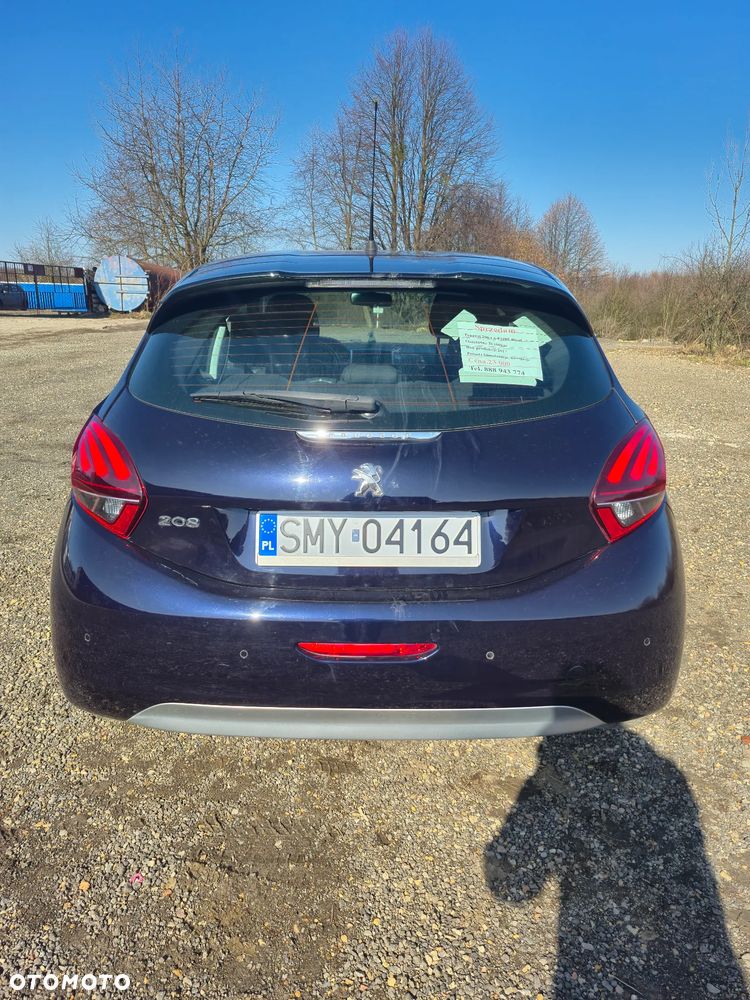 Peugeot 208 - 7