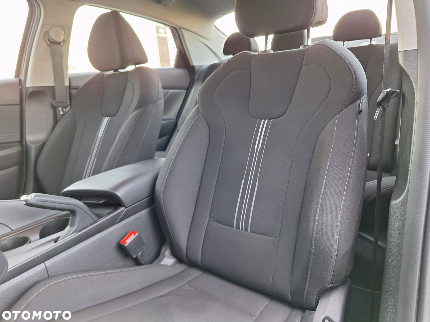Hyundai Elantra 1.6 Smart - 11