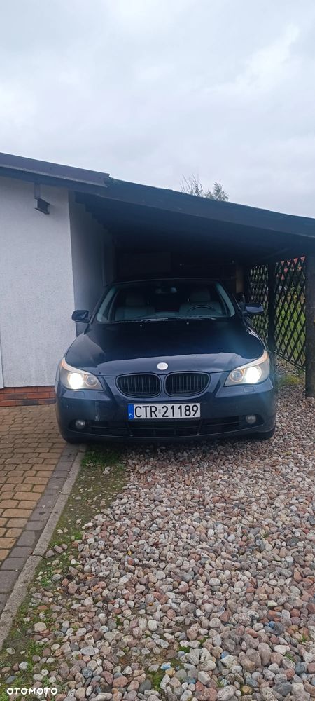 BMW Seria 5 525d - 13