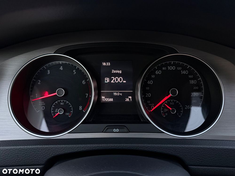 Volkswagen Golf 1.4 TSI BMT Highline - 18