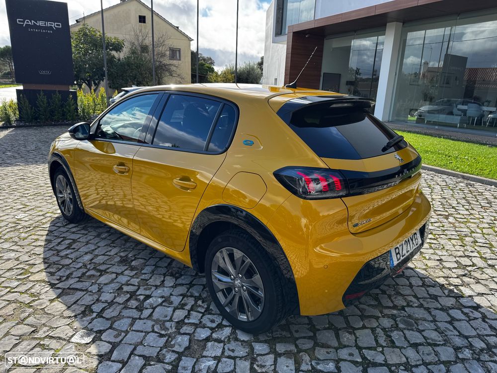 Peugeot e-208 50 kWh Allure - 5