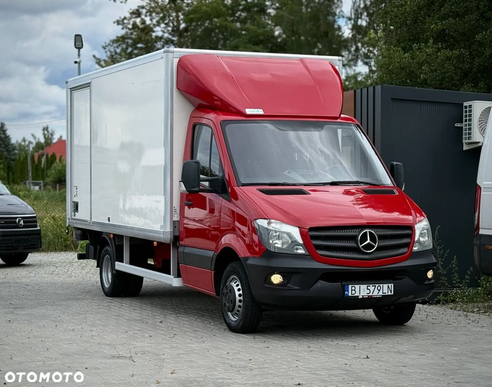 Mercedes-Benz Sprinter 519 CDI / 3.0 V6 190KM / Kontener 4,4m + Winda 750kg + Drzwi Boczne / TYLKO 225.983KM PRZEBIEGU / 2018 ROK PRODUKCJI / ZAREJESTROWANY W PL ! - 3