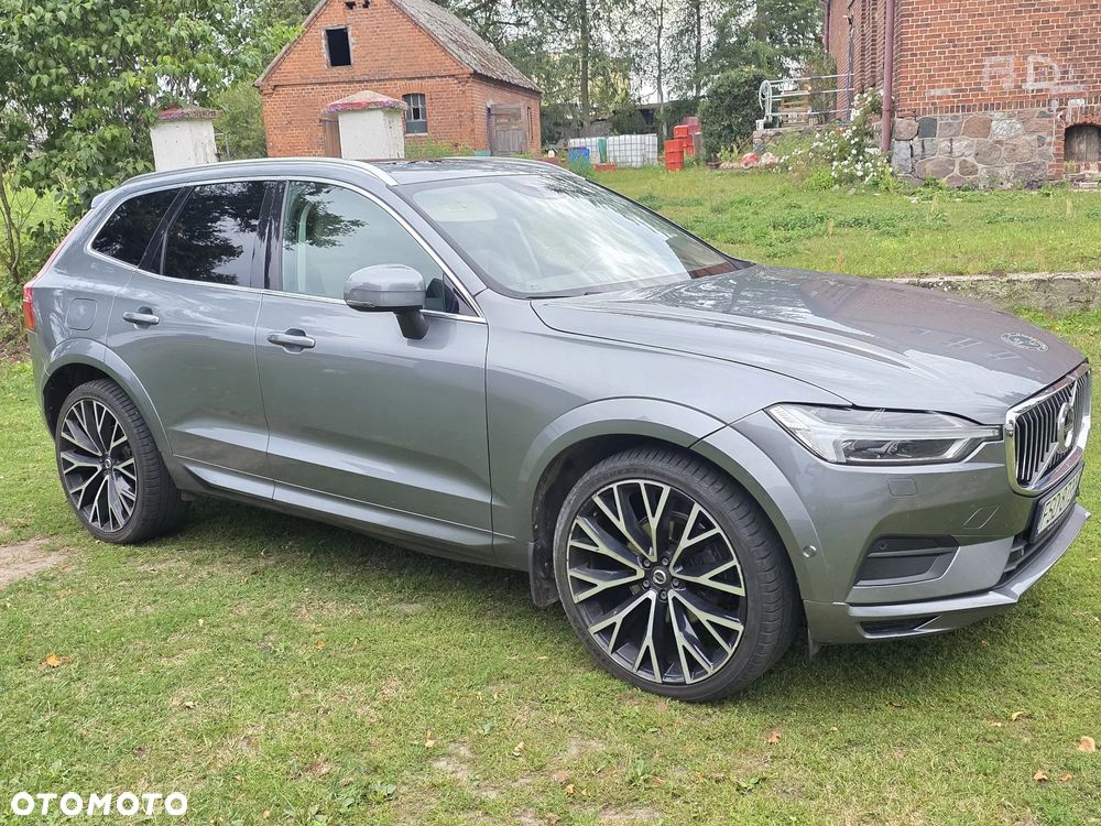 Volvo XC 60 T5 AWD Momentum - 1