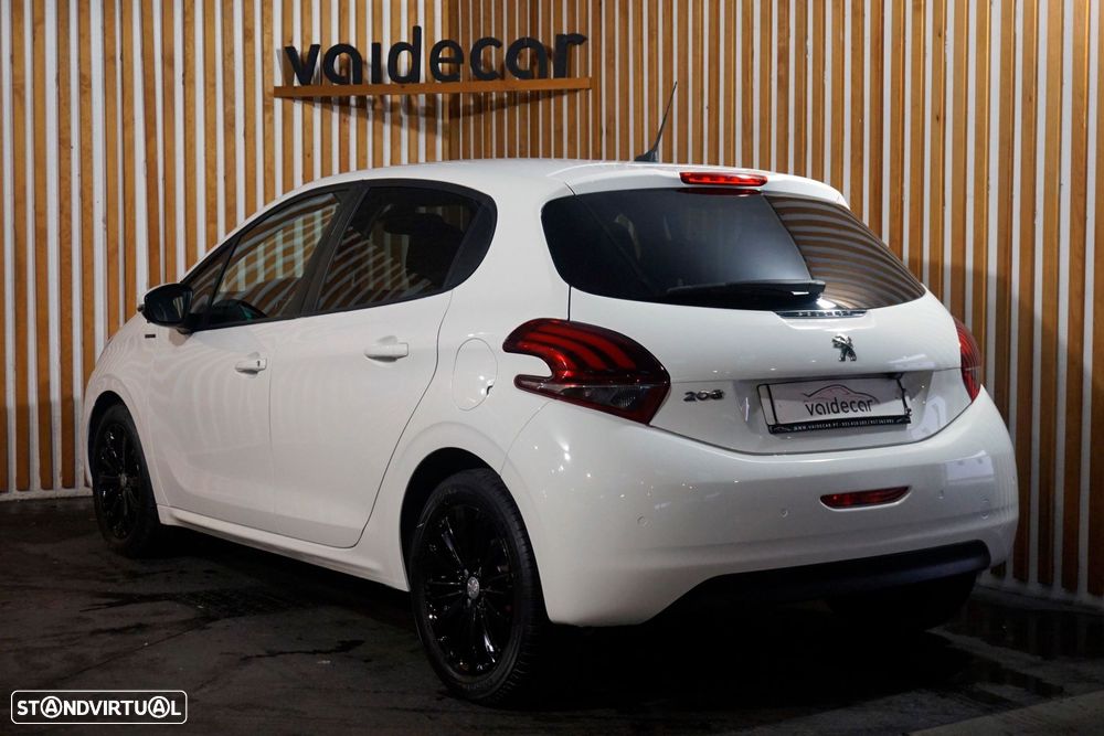 Peugeot 208 1.5 BlueHDi Signature - 2