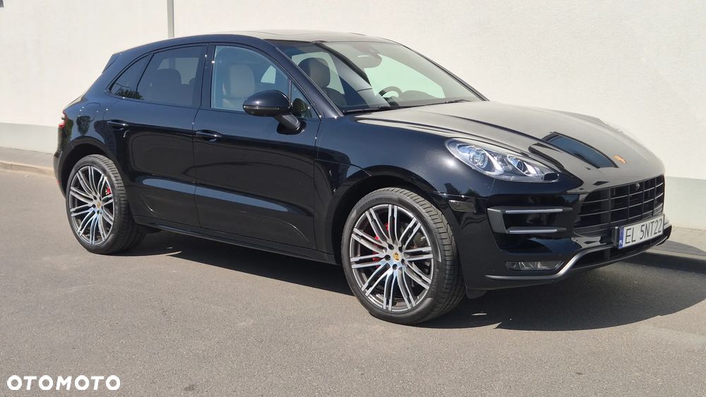 Porsche Macan Turbo PDK - 26