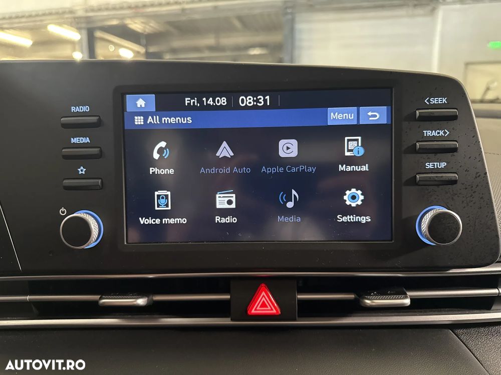 Hyundai Elantra - 20