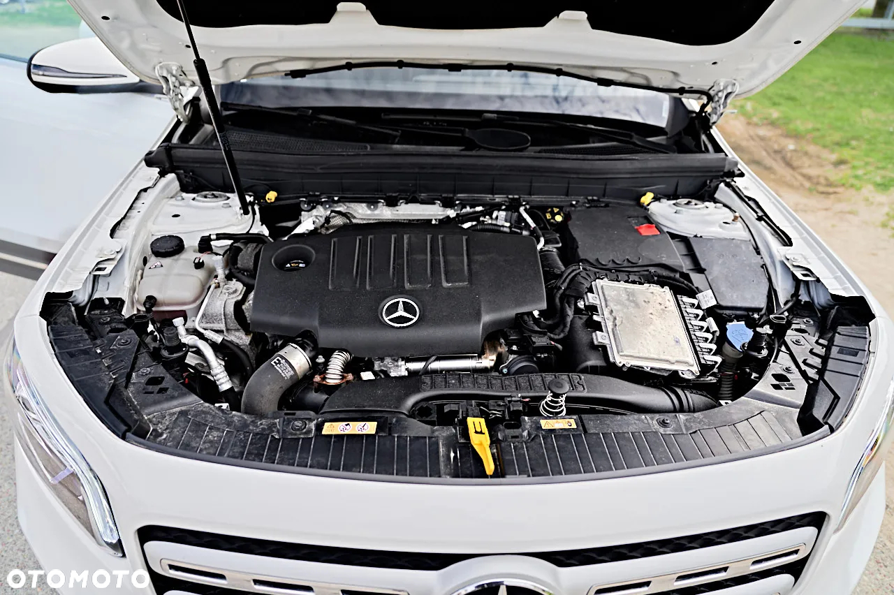 Mercedes-Benz GLB 200 d Progressive 8G-DCT - 15