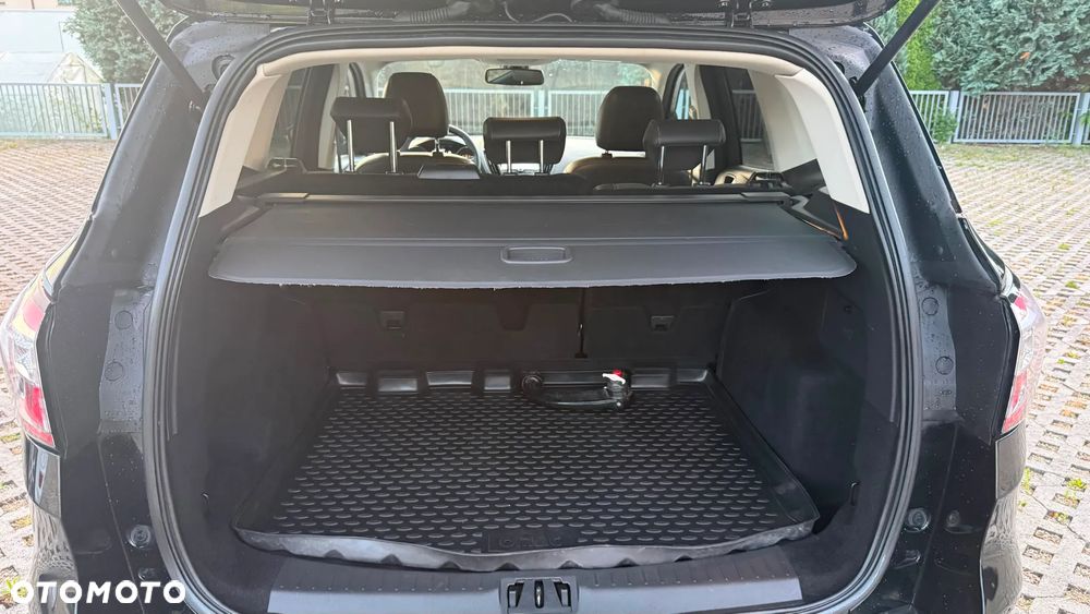 Ford Kuga 2.0 TDCi AWD Titanium - 27