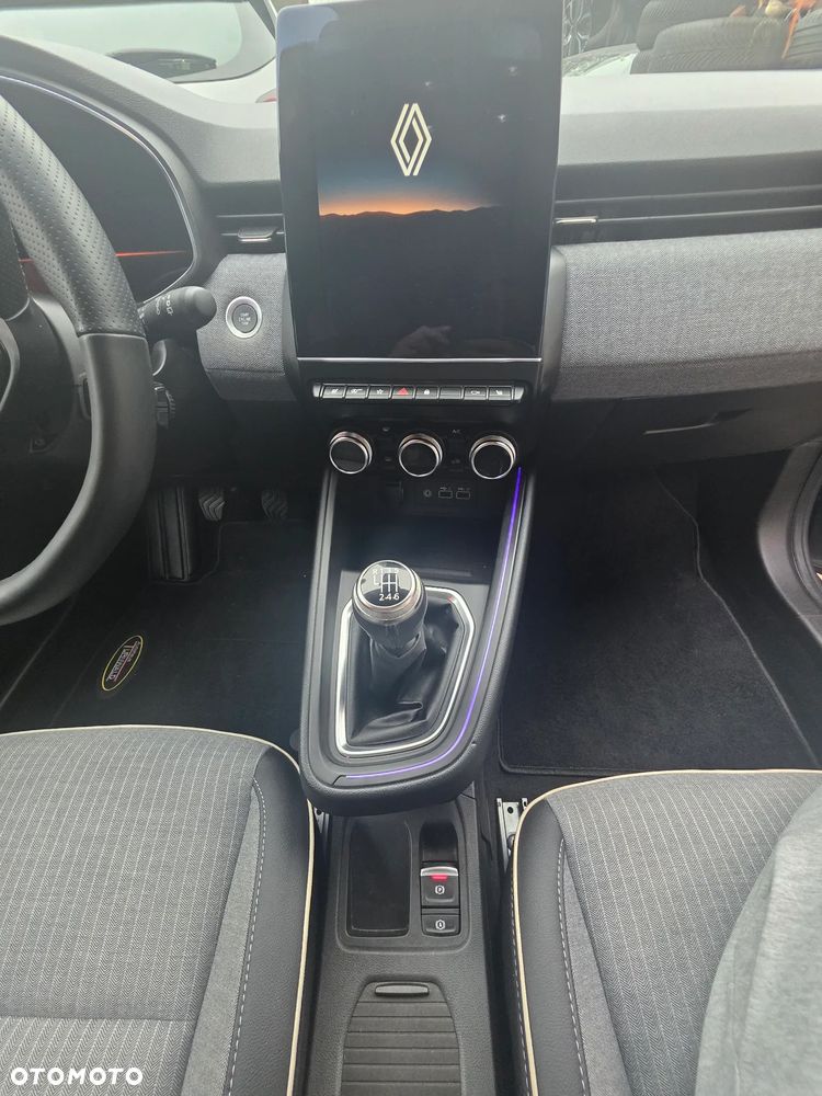 Renault Clio 1.0 TCe Esprit Alpine - 28